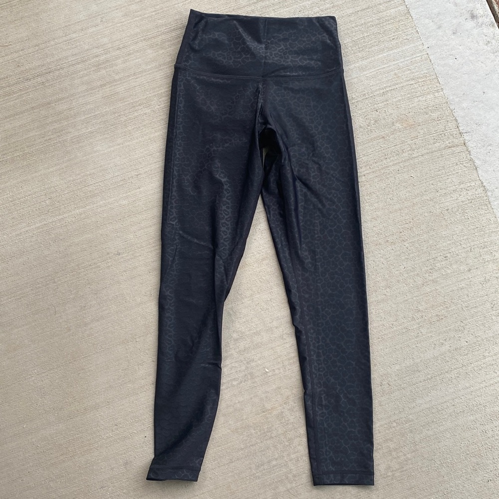 DYI signature leopard print tights